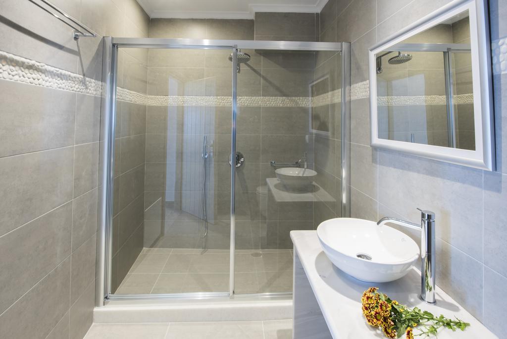 Rose Suites Vourvoúlos Esterno foto