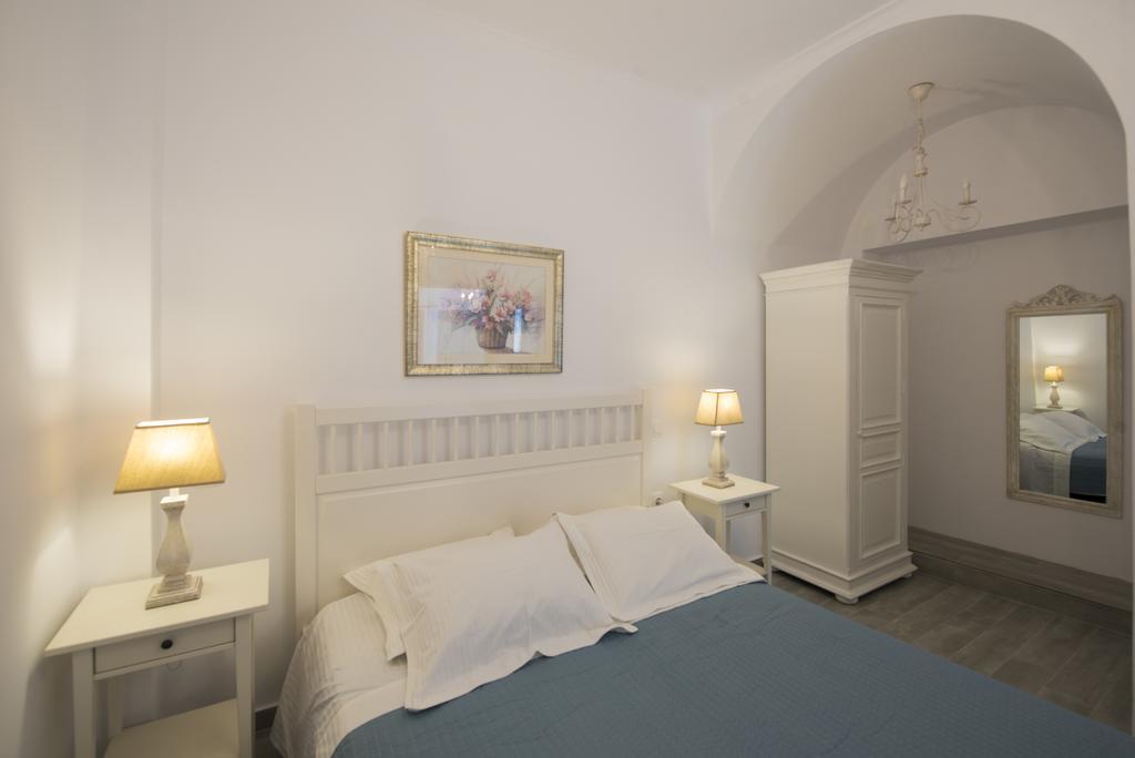 Rose Suites Vourvoúlos Esterno foto