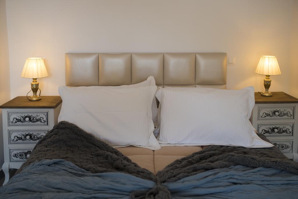 Rose Suites Vourvoúlos Esterno foto